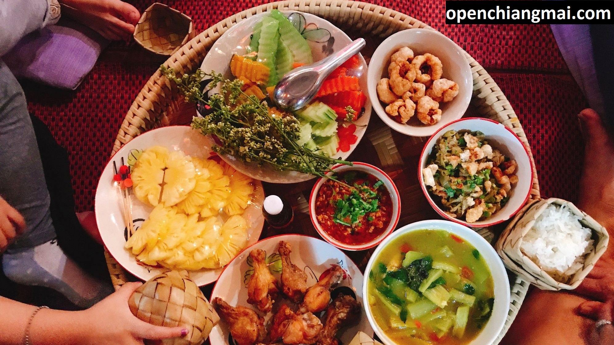 10 Hidangan Yang Harus Anda Cicipi di Chiang Mai